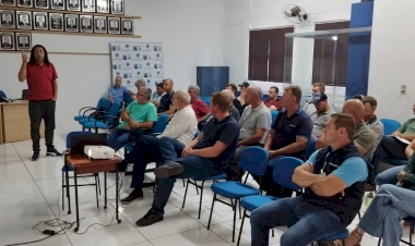 Suinocultura recebe ênfase em Seminário de Porto Vera Cruz