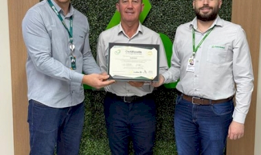 Cotrirosa recebe, pelo segundo ano consecutivo, Certificado de Energia 100% Renovável