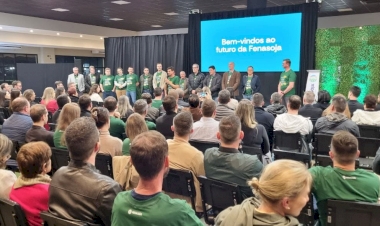 Fenasoja lança Soy Summit: evento reunirá grandes líderes globais no Brasil para discutir a cadeia produtiva da soja