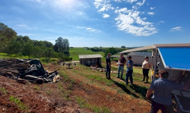 Primeira aplicação de defensivos com drone em pomar de citros é realizada em Porto Mauá