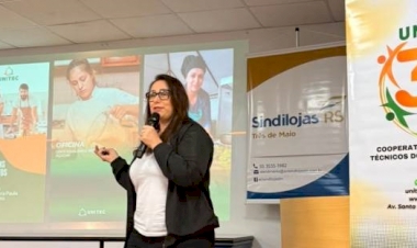 UNITEC celebra 30 anos de cooperativismo em Café com Empresários promovido pela ACI Sindilojas