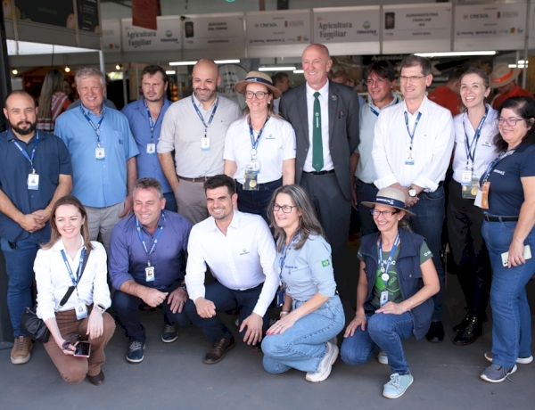 Fenasoja 2026: Tradição e renovação marcam abertura do Pavilhão da Agroindústria Familiar