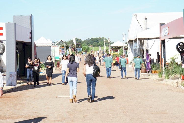 6,3 mil pessoas no primeiro dia de ExpoAgro COTRICAMPO