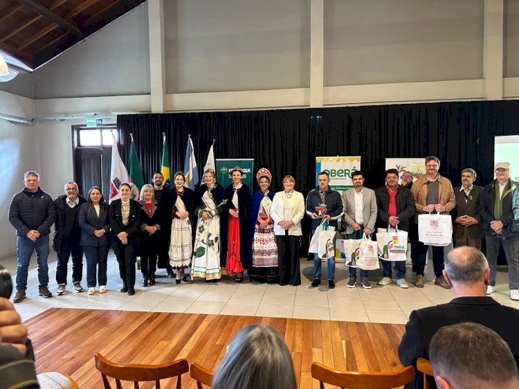 Comitiva Argentina convida para Fiesta Del Inmigrante