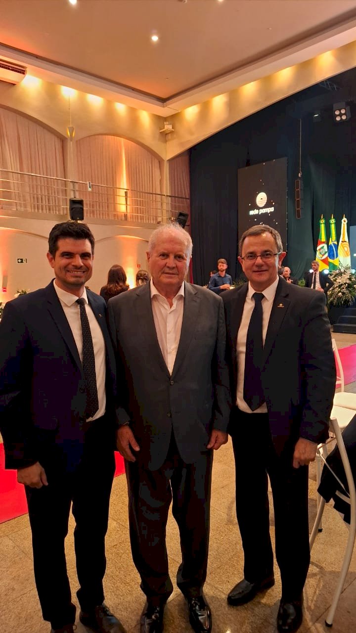 Fenasoja prestigia Troféu Brasil da Expodireto e fortalece conexões com lideranças e parceiros