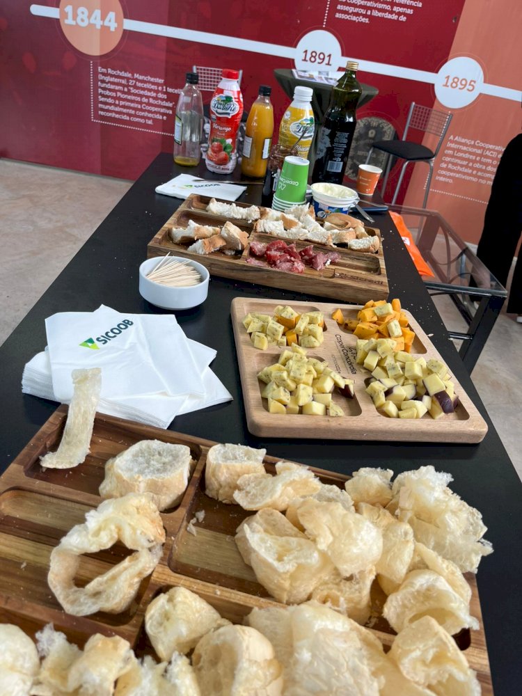 Ação valoriza produtos da agricultura familiar na Casa do Cooperativismo