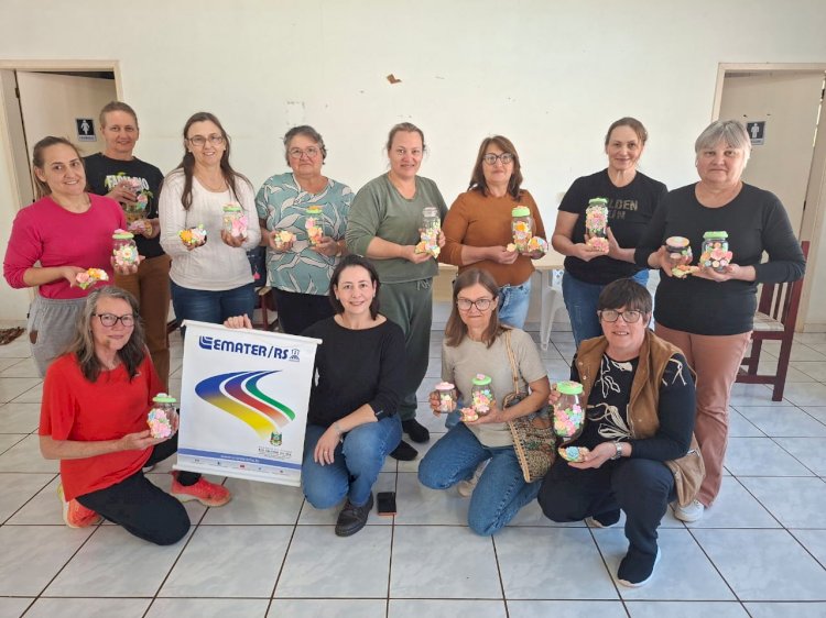 Mulheres de Novo Machado participam de capacitações sobre artesanato